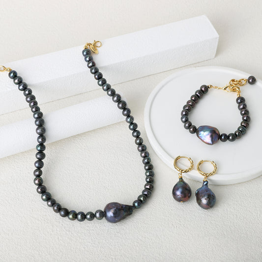 Caroline Black Pearl Set