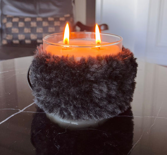 Candle with fur details in black